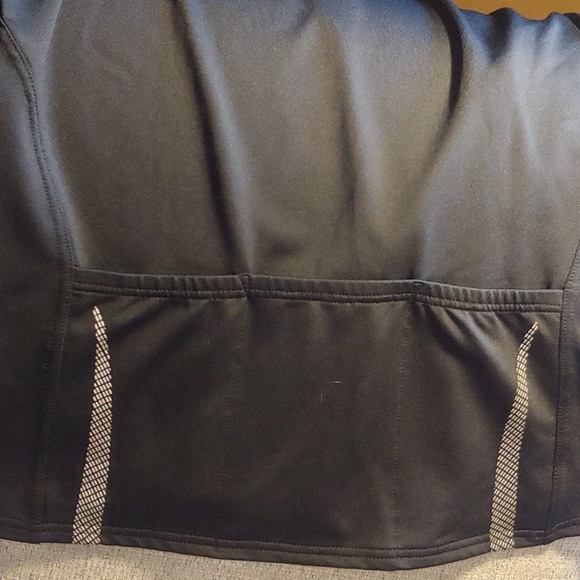 Women's Cannondale Jersey - Picture 4 of 8